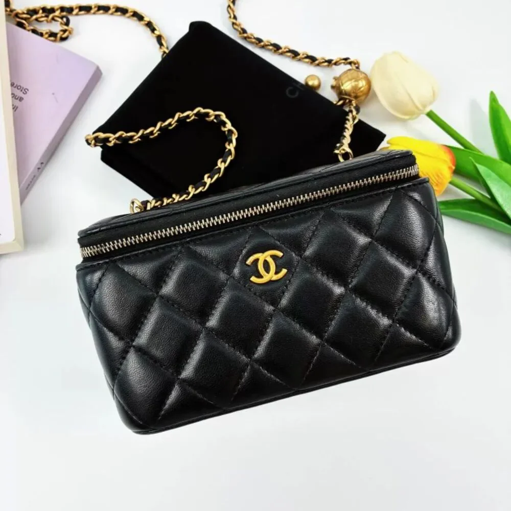 Chanel Women Pre-Loved Bag Very Good Condition